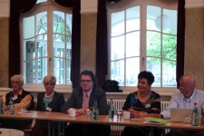 Helmut Meyer, Eva Aumann, Thomas Gfröhrer, Petra Lubosch und Fritz Schneider in der Gesprächsrunde zum Thema Recht